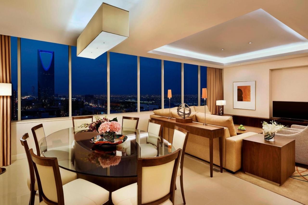 Courtyard By Marriott Riyadh Olaya Eksteriør billede