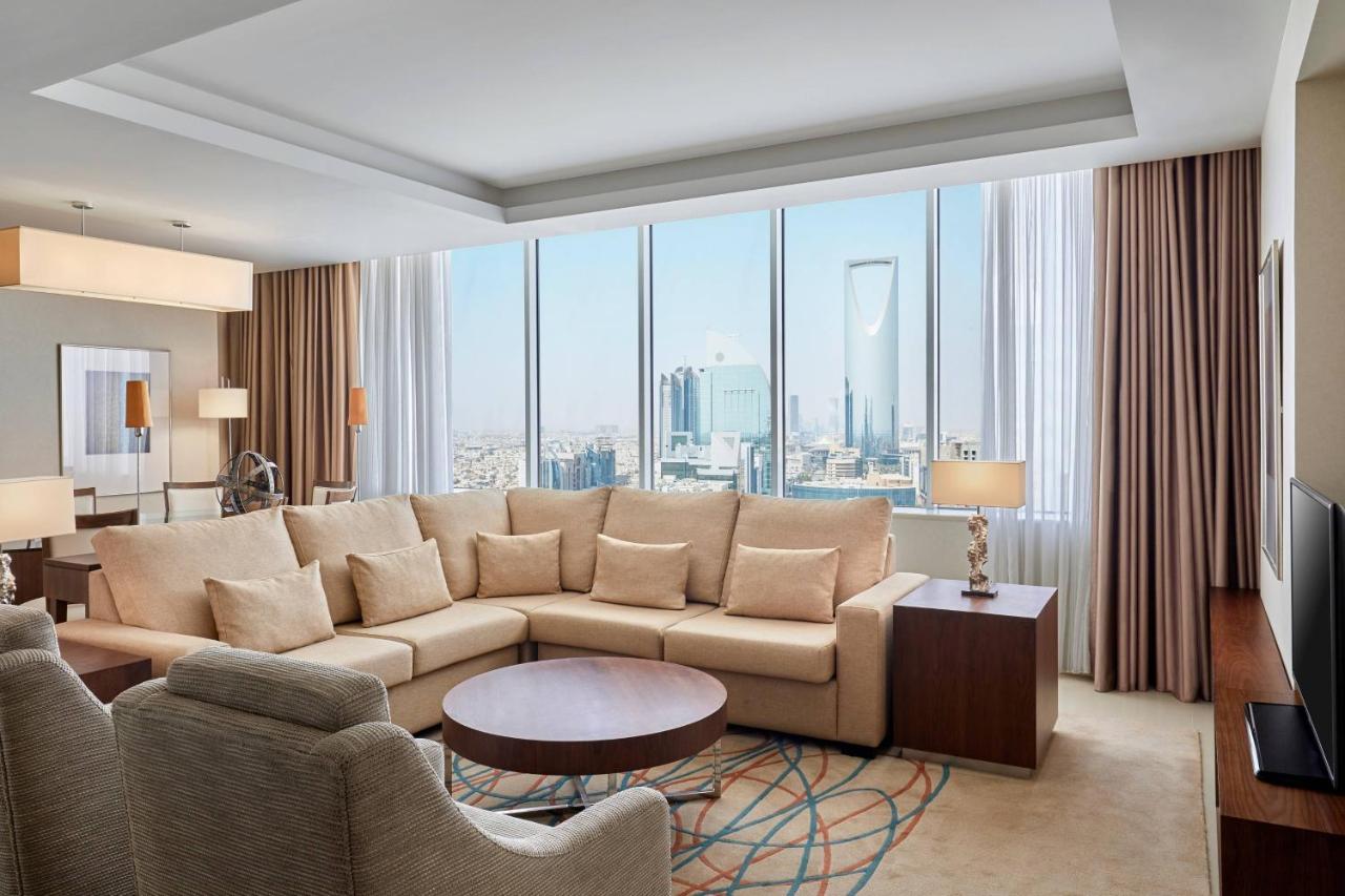 Courtyard By Marriott Riyadh Olaya Eksteriør billede