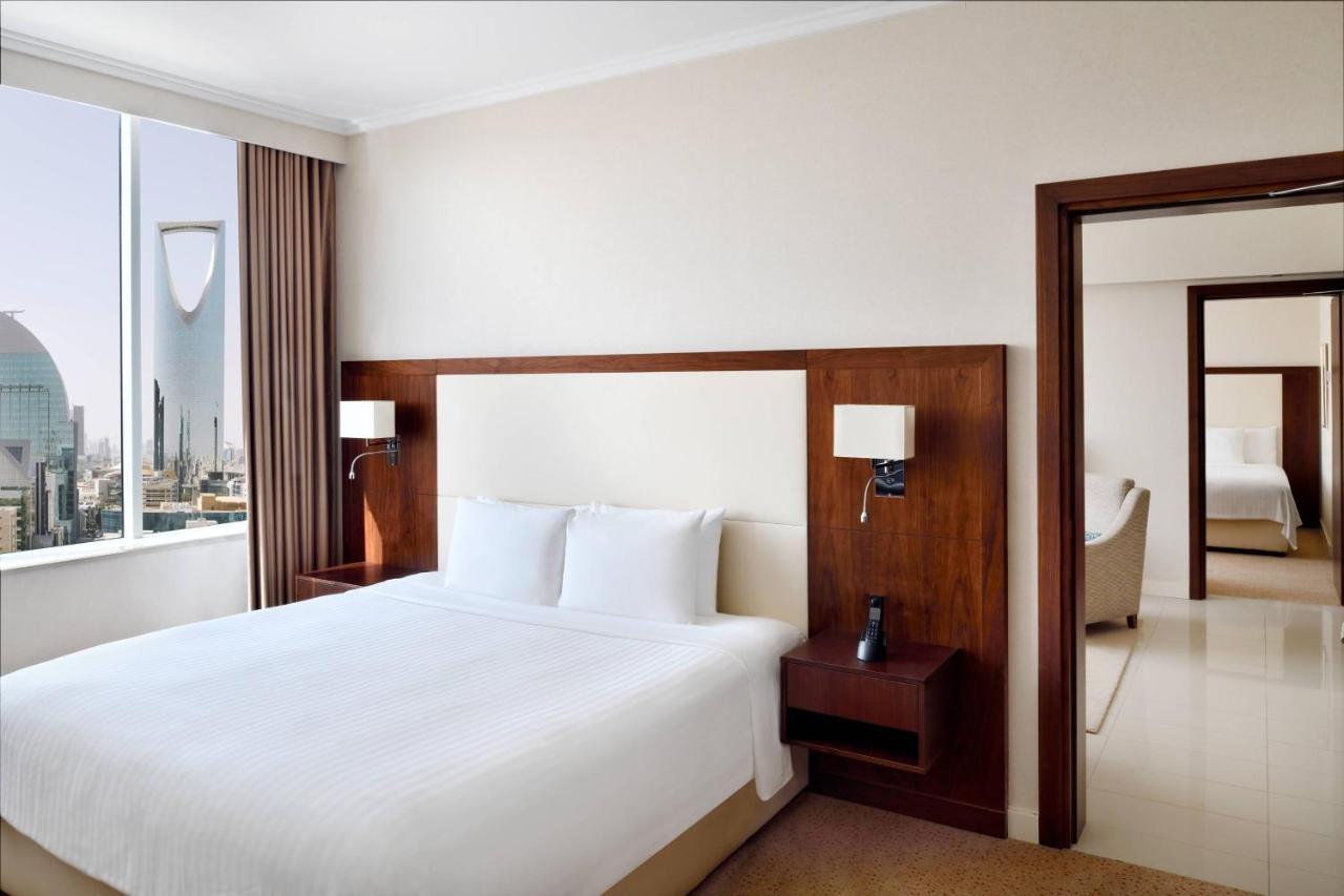 Courtyard By Marriott Riyadh Olaya Eksteriør billede