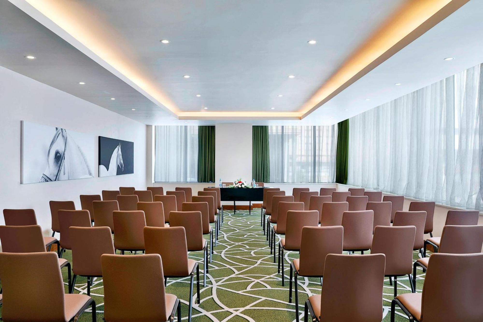 Courtyard By Marriott Riyadh Olaya Eksteriør billede