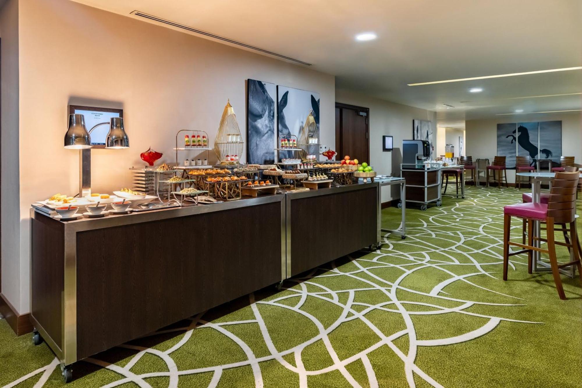 Courtyard By Marriott Riyadh Olaya Eksteriør billede